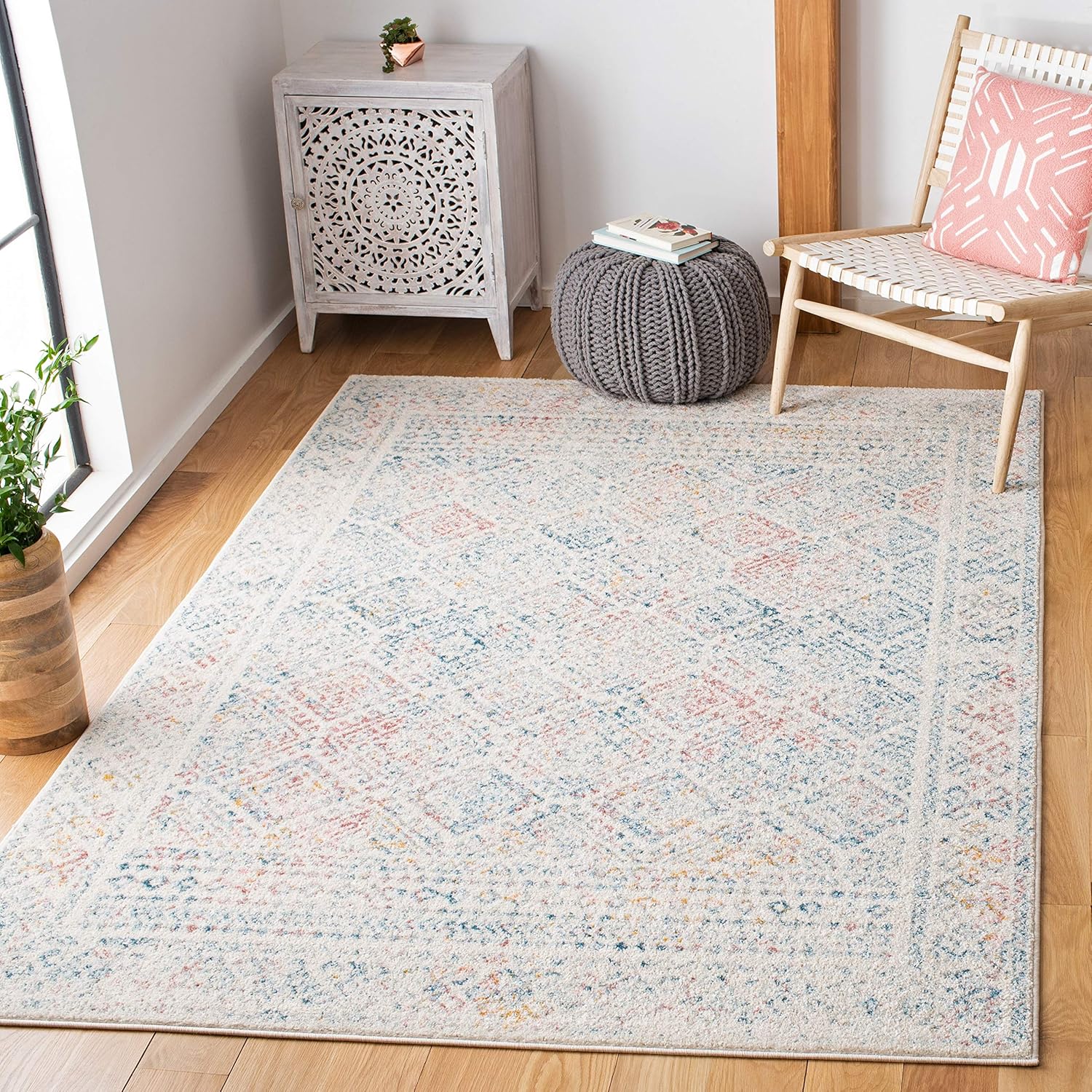 SAFAVIEH Tulum Collection Accent Rug - 3' x 5', Ivory & Terracotta, Moroccan Boho Distressed Design, Non-Shedding & Easy Care, Ideal for High Traffic Areas in Entryway, Living Room, Bedroom (TUL264C)