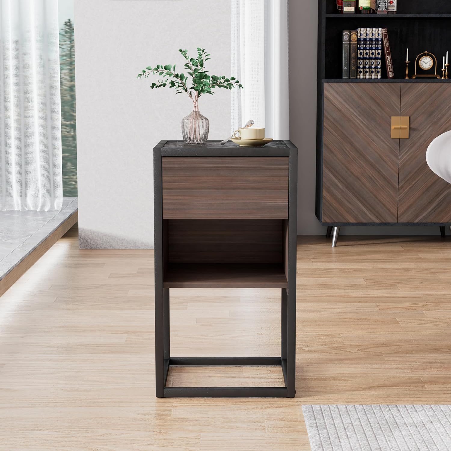 Wooden Nightstand with one Drawer and one Open Storage Space Living Room Side Cabinet Corner Cabinet Sofa Side Table with Black Iron Frame Suitable for Bedroom Living Room Office