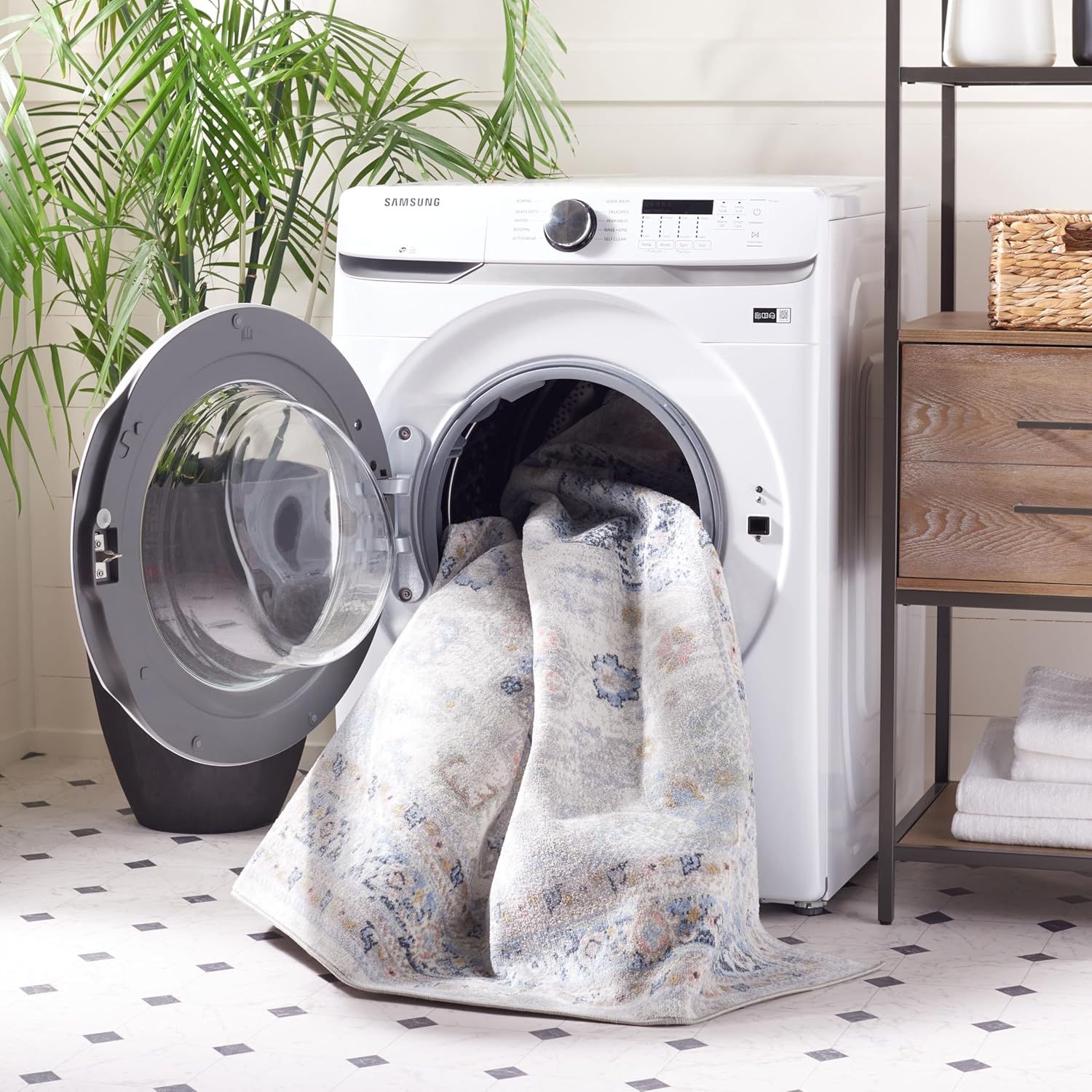 Safavieh Bayside Collection Area Rug - 8' x 10', Grey & Blue, Shabby Chic Design, Non-Shedding & Easy Care, Machine Washable Ideal for High Traffic Areas in Living Room, Bedroom (BAY116F)