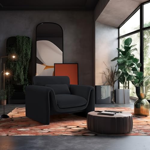 Meridian Furniture Sloan Collection Modern | Contemporary Upholstered Chair with Soft Velvet Fabric, Curved Arms, 42