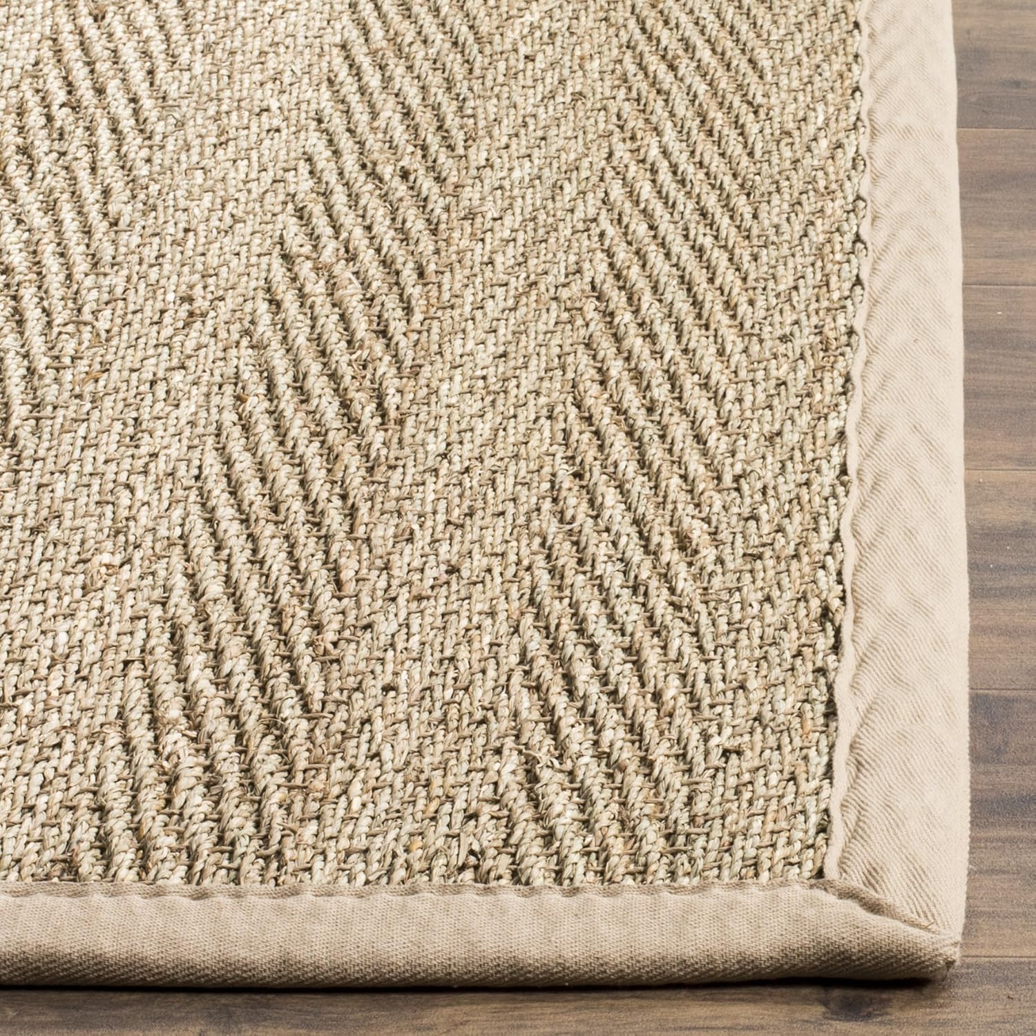 Safavieh Natural Fiber Collection Accent Rug - 2' x 3', Natural & Beige, Border Herringbone Seagrass Design, Easy Care, Ideal for High Traffic Areas in Entryway, Living Room, Bedroom (NF115A)