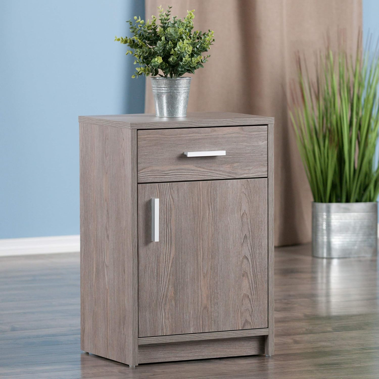 Winsome Wood Astra Accent Table, Ash Gray