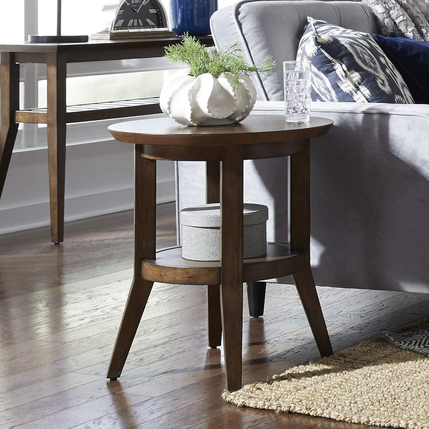 Liberty Furniture INDUSTRIES Ventura BLVD Round End Table, Brown