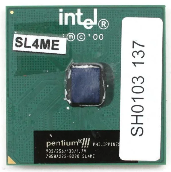 Intel pentium iii 933/256/133/1.7v sl4me