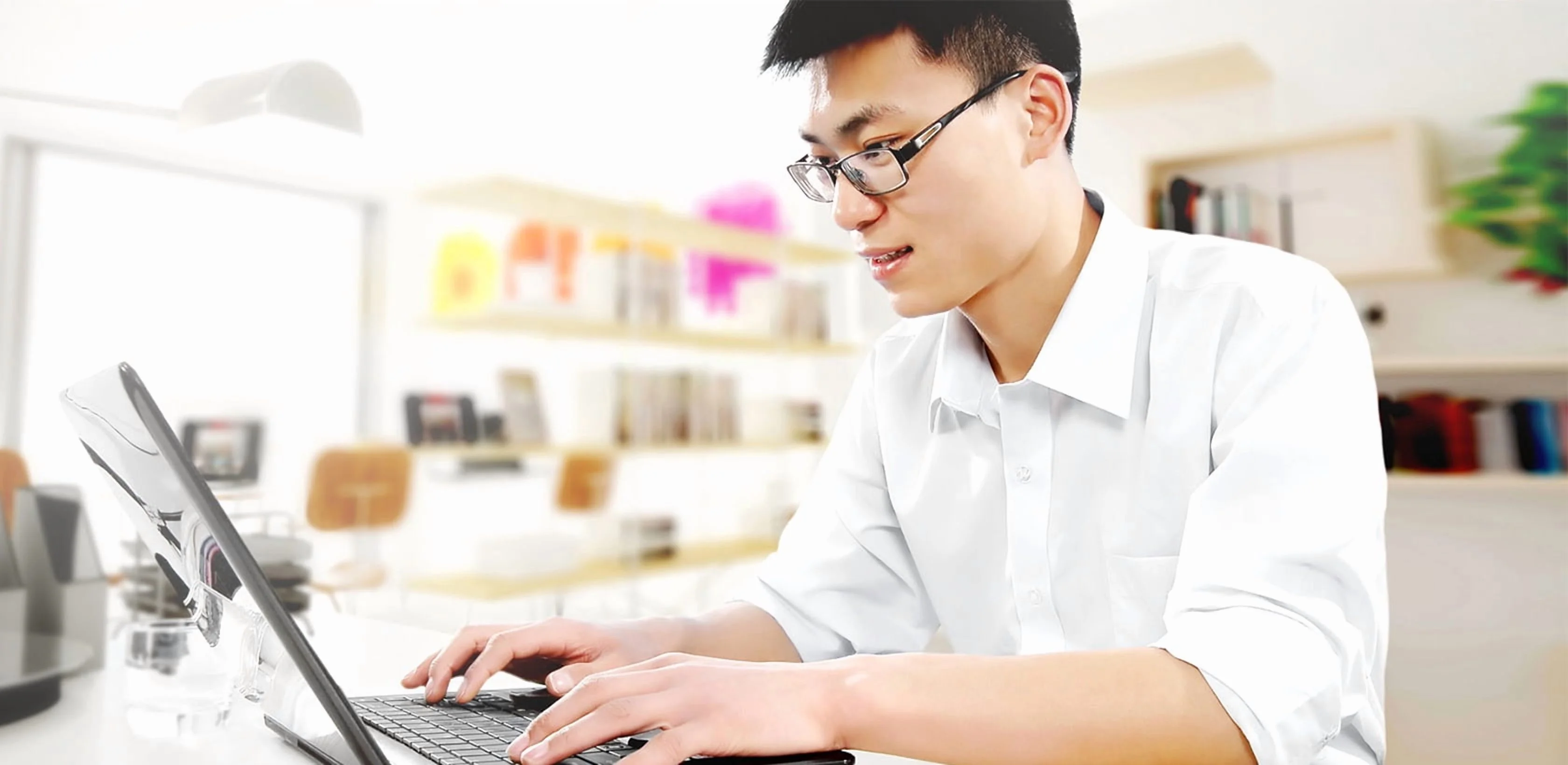 Western Digital 240GB WD Green SATA SSD, Internal M.2 2280 Solid State Drive - WDS240G3G0B-00BJF0