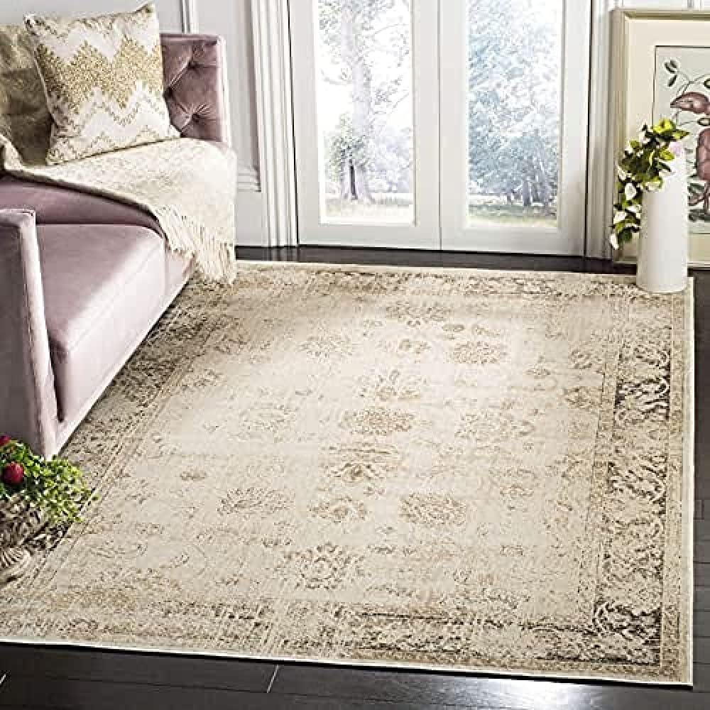 SAFAVIEH Vintage Collection Area Rug - 6'7