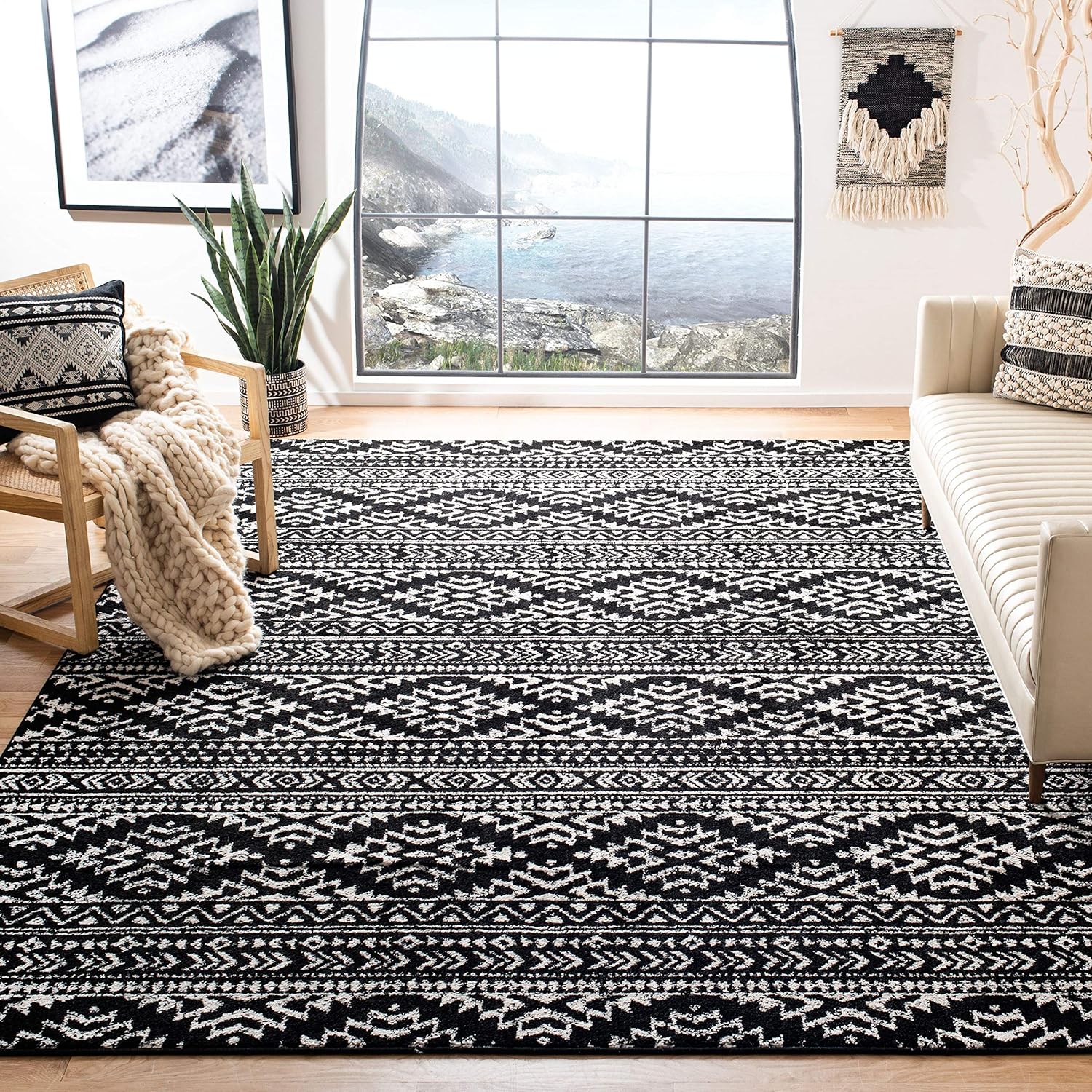 SAFAVIEH Tulum Collection X-Large Area Rug - 12' x 15', Black & Ivory, Moroccan Boho Tribal Design, Non-Shedding & Easy Care, Ideal for High Traffic Areas in Living Room, Bedroom (TUL272Z)