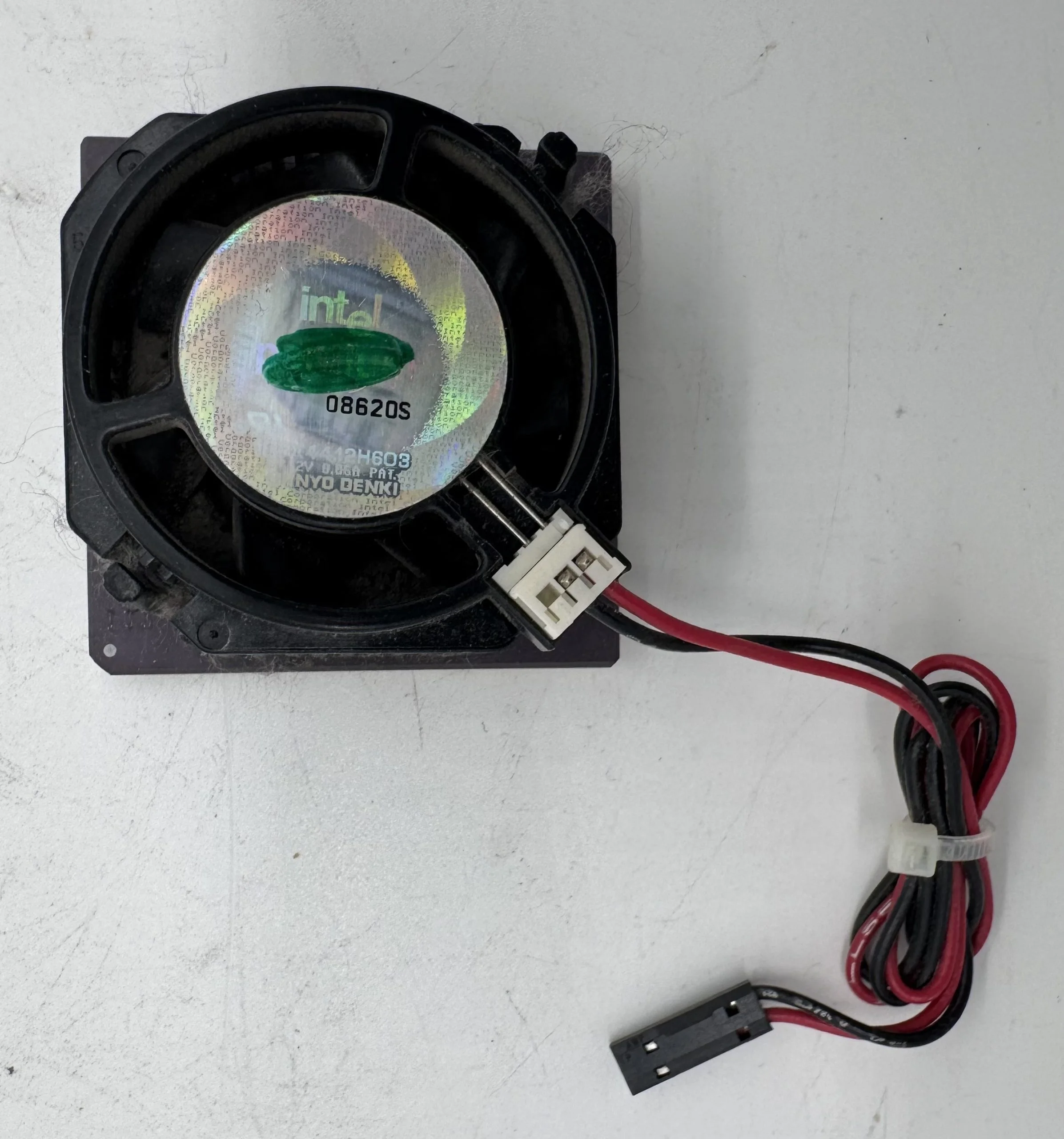 Cpu intel bp80502133 su073/sss, w/fan