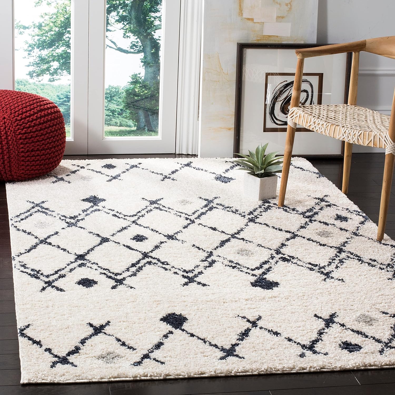 SAFAVIEH Berber Shag Collection 4' x 6' Light Grey/Cream BER164B Moroccan Non-Shedding Living Room Bedroom Dining Room Entryway Plush 1.25-inch Thick Area Rug