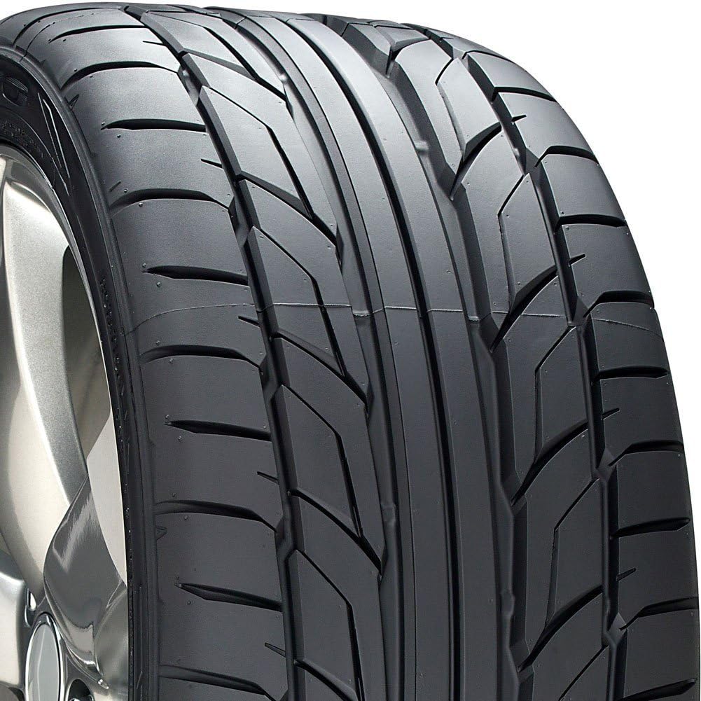 Nitto NT555 G2 Performance Radial Tire - 235/45ZR17 97W