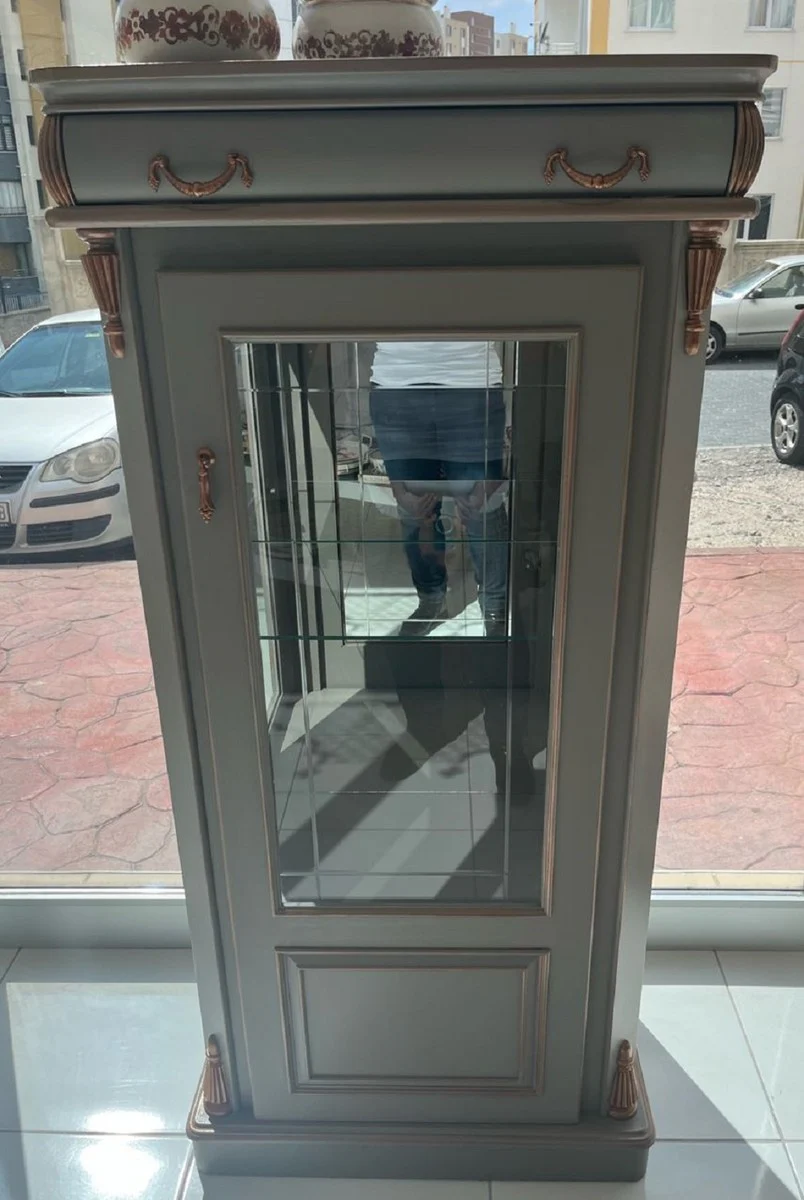 Luxus Barock Vitrine Mintgrün / Kupfer - Barockstil Vitrinenschrank mit Glastür und Schublade - Luxus Möbel im Barockstil - Barock Möbel - Edel & Prunkvoll