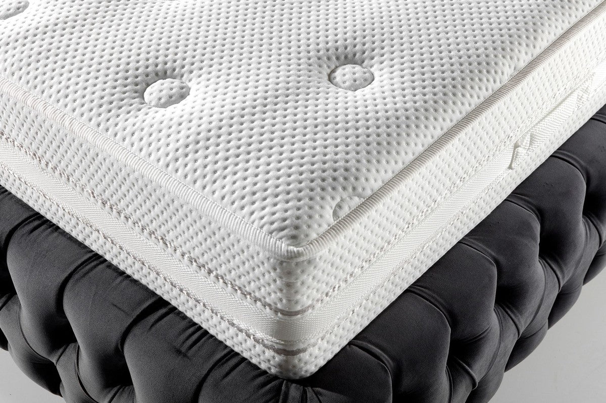 Luxus Doppelbett Grau / Braun - Verschiedene Größen - Modernes Bett mit Matratze - Schlafzimmer Möbel