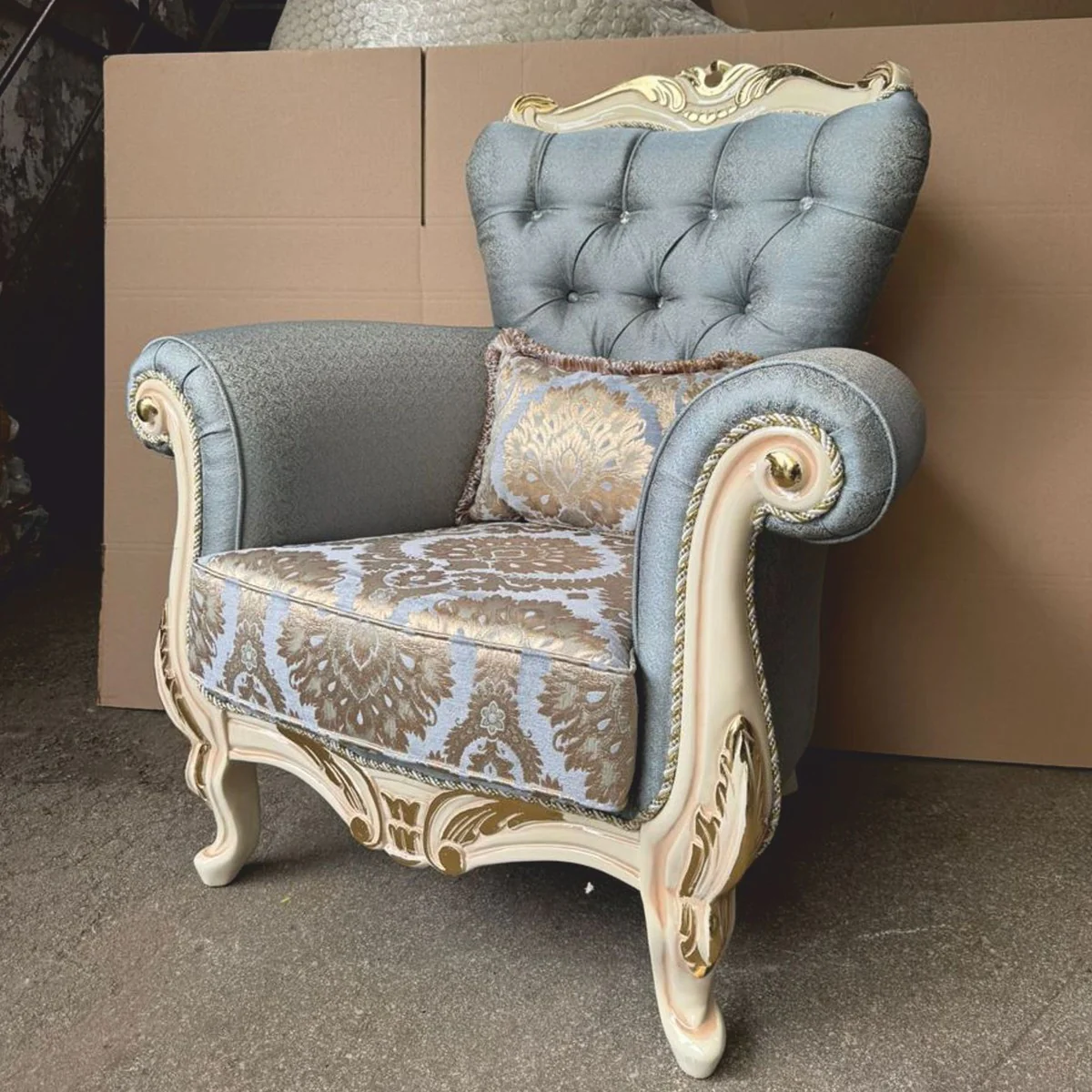 Barock Wohnzimmer Sessel Hellblau / Creme / Gold - Barock Möbel