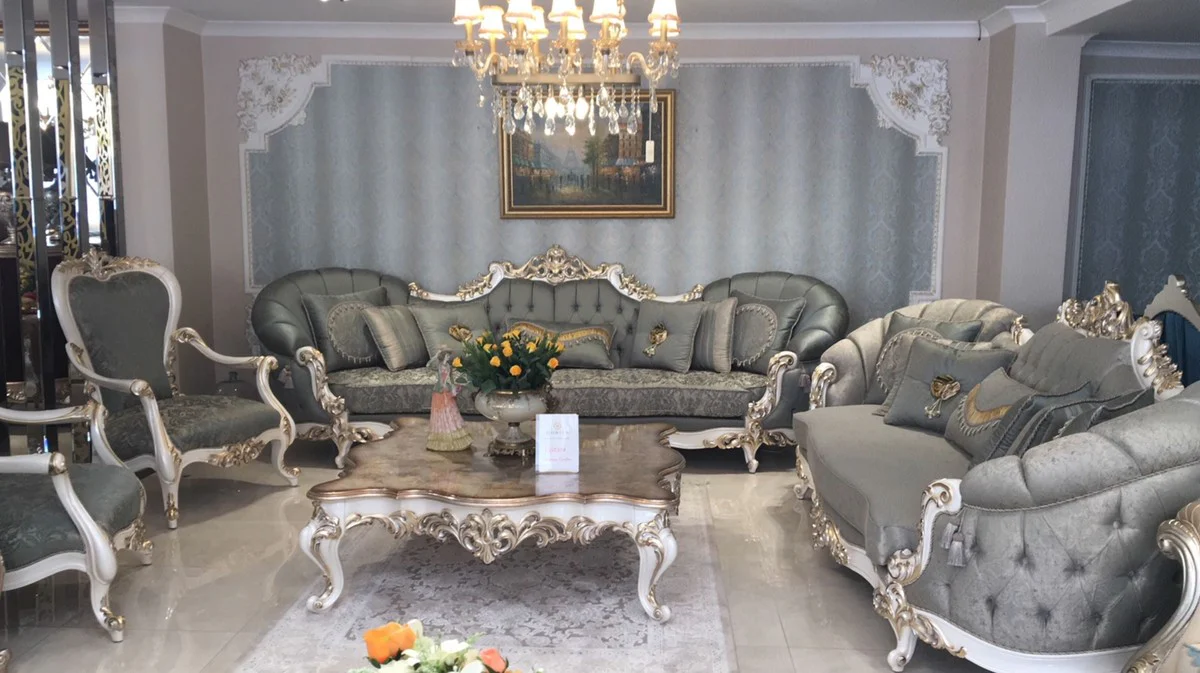 Luxus Barock Sofa Grün / Weiß / Gold - Prunkvolles Wohnzimmer Sofa - Handgefertigte Barock Wohnzimmer Möbel - Edel & Prunkvoll