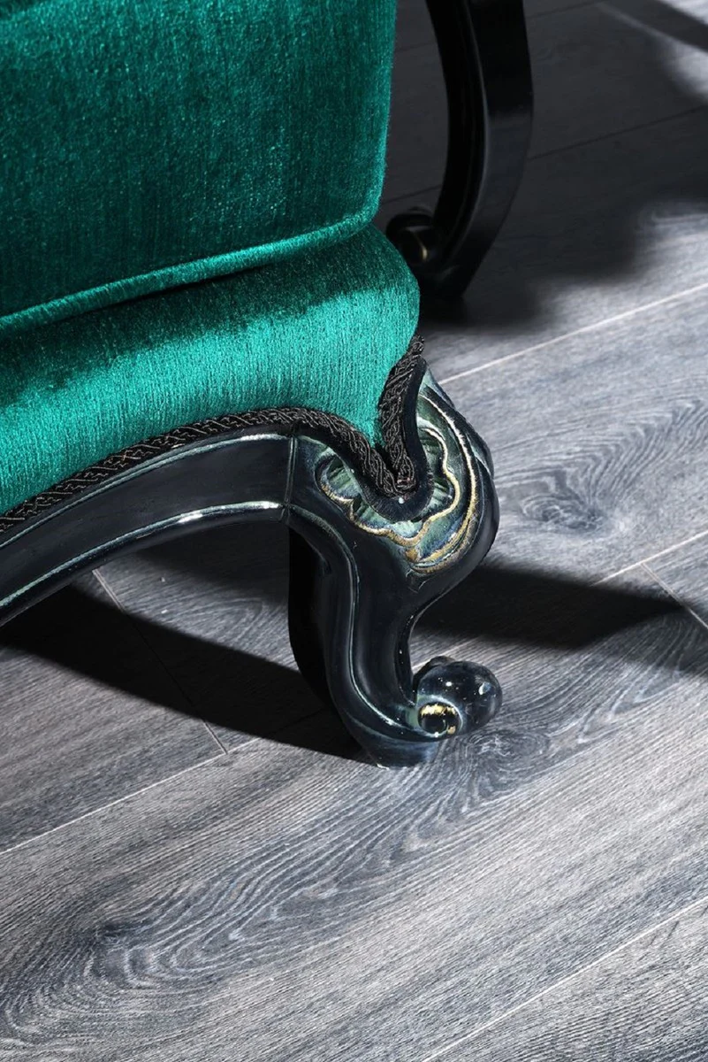 Luxus Barock Wohnzimmer Set Grün / Schwarz / Gold - 2 Sofas & 2 Sessel & 1 Couchtisch & 2 Beistelltische - Prunkvolle Barock Möbel - Luxus Qualität