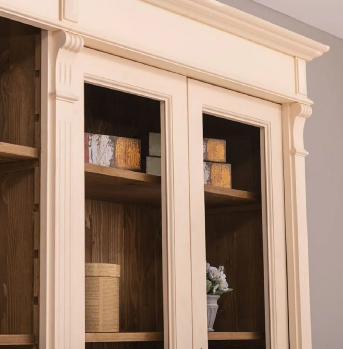 Landhausstil Wohnzimmerschrank Cremefarben / Braun 286 x 51 x H. 228 cm - Massivholz Schrank - Bücherschrank - Regalschrank - Landhausstil Möbel