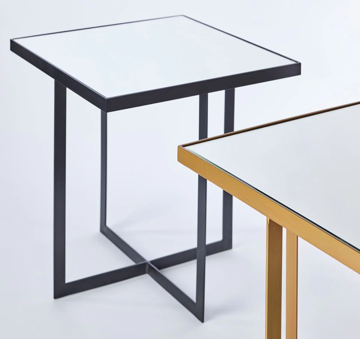 Luxus Beistelltisch Bronze 51 x 51 x H. 55 cm - Metall Tisch mit Spiegelglas Tischplatte - Luxus Möbel