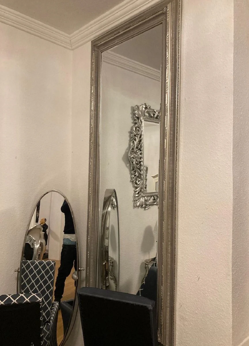 Barock Spiegel Silber - Rechteckiger Wandspiegel im Barockstil - Handgefertigter Barock Garderoben Spiegel - Barock Möbel - Barock Interior - Edel & Prunkvoll