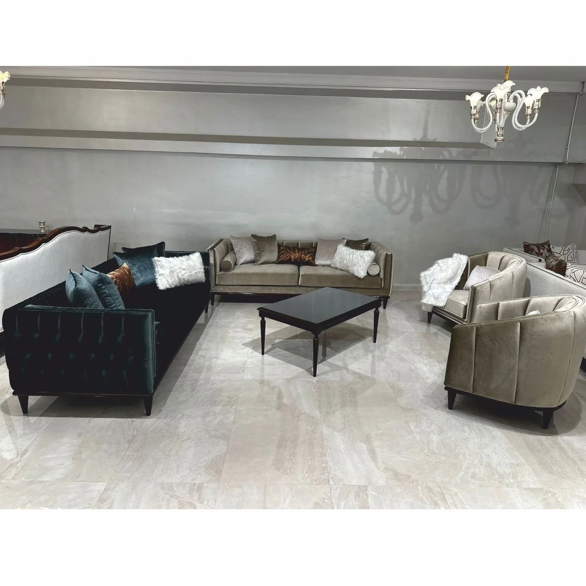 Luxus Art Deco Samt Sofa Dunkelgrün / Dunkelbraun 235 cm - Wohnzimmer Möbel