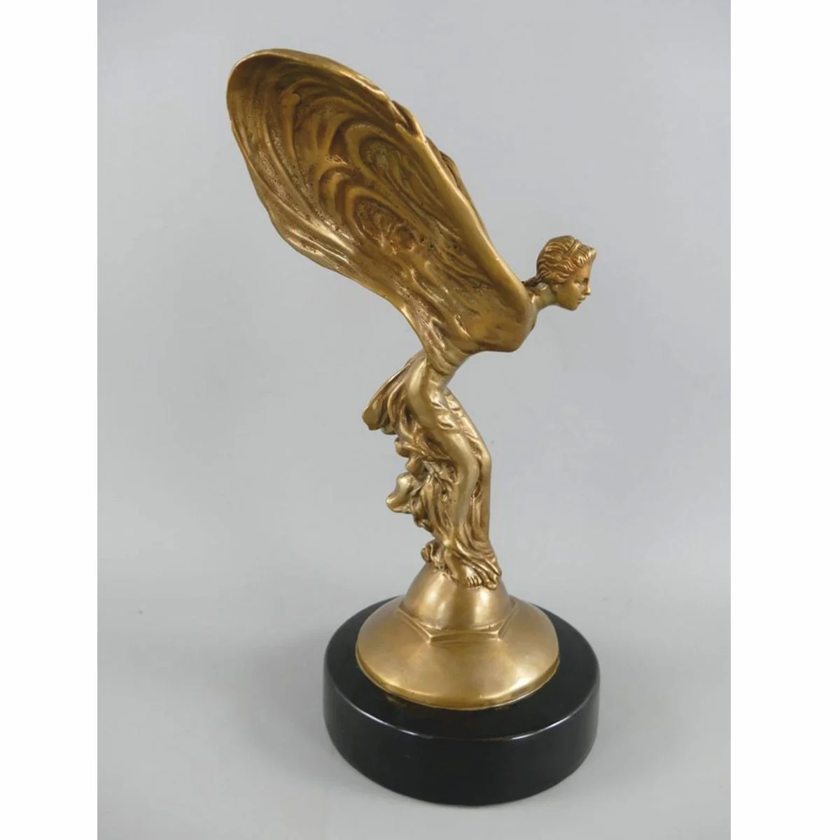 Luxus Bronze Skulptur Frau mit Flügel H. 33 cm - Schreibtisch Deko