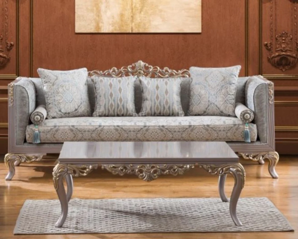 Luxus Barock Couchtisch Silber / Gold 124 x 95 x H. 48 cm - Edler Wohnzimmertisch im Barockstil - Barock Möbel