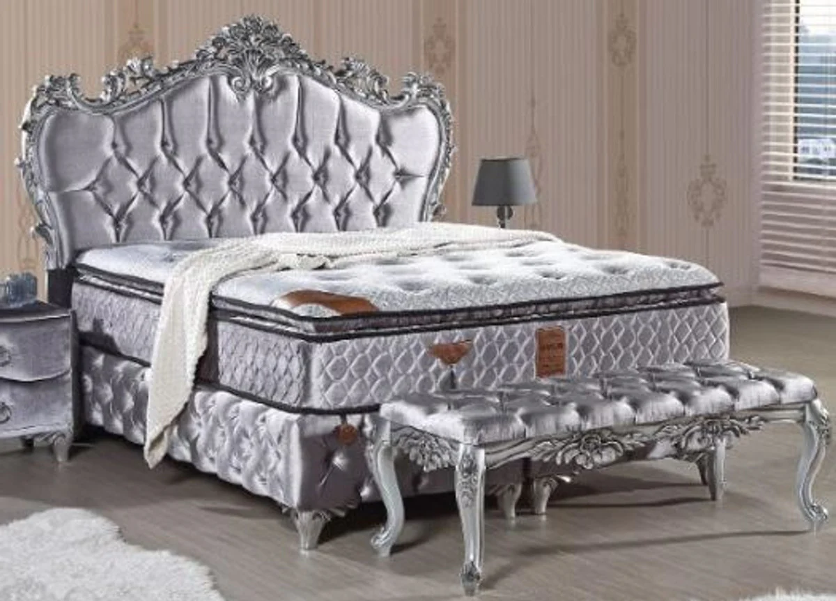 Barock Doppelbett Silber - Prunkvolles Samt Bett mit Glitzersteinen und Matratze - Barock Schlafzimmer Möbel