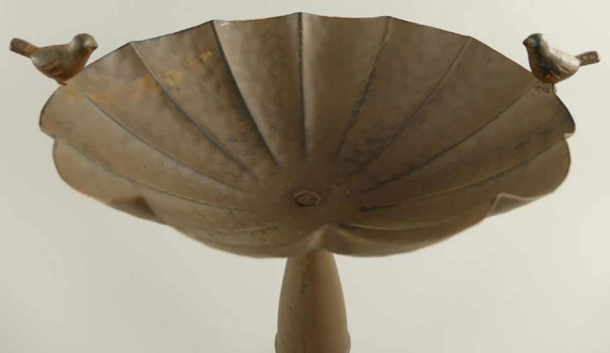 Jugendstil Vogelbad mit 2 dekorativen Vögelchen Antik Braun Ø 30 x H. 32 cm - Metall Vogeltränke - Garten Accessoires - Barock & Jugendstil Garten Deko