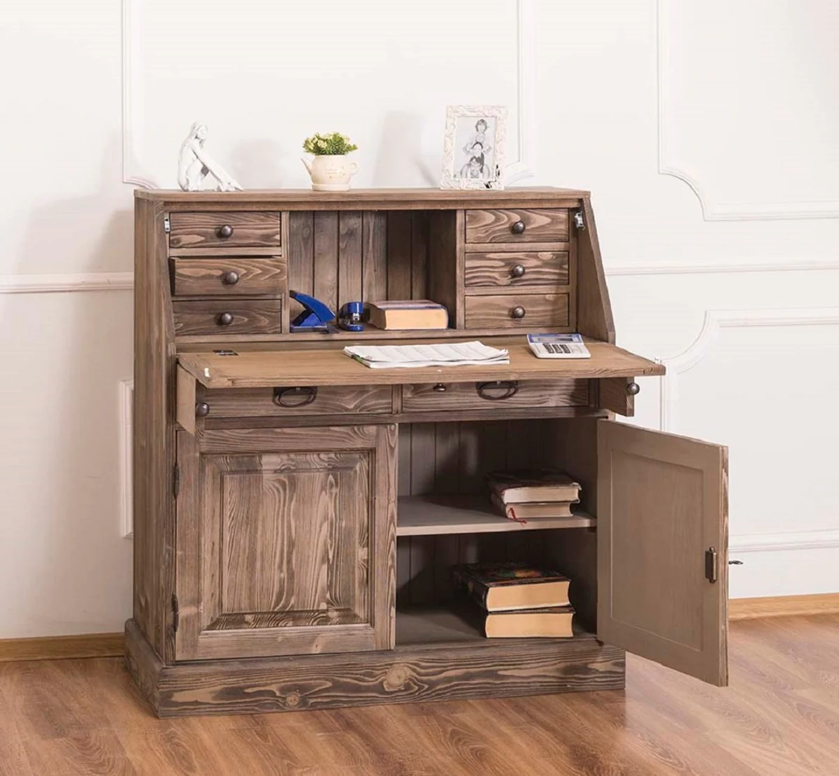 Landhausstil Schreibkommode mit 2 Türen und 8 Schubladen Braun 106 x 49 x H. 109 cm - Möbel im Landhausstil