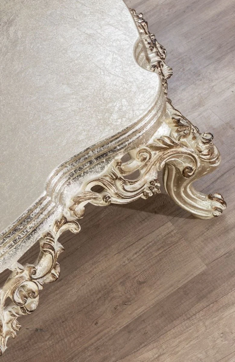 Luxus Barock Wohnzimmer Set Cremefarben / Beige / Antik Gold - 2 Sofas & 2 Sessel & 1 Couchtisch - Handgefertigte Wohnzimmer Möbel im Barockstil - Edel & Prunkvoll