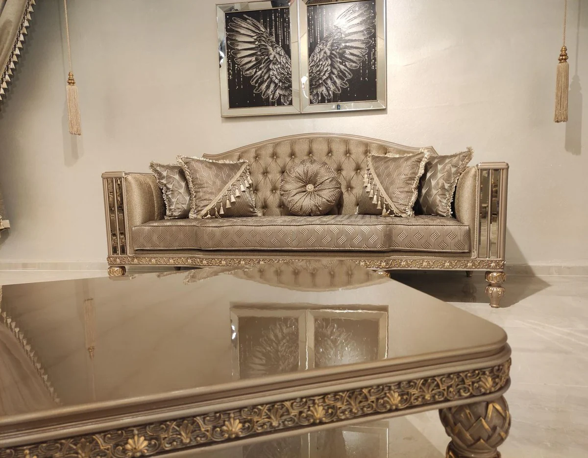 Luxus Barock Sofa Gold / Grau / Gold - Prunkvolles Wohnzimmer Sofa - Barockstil Wohnzimmer Möbel - Barock Einrichtung - Luxus Möbel im Barockstil - Edel & Prunkvoll