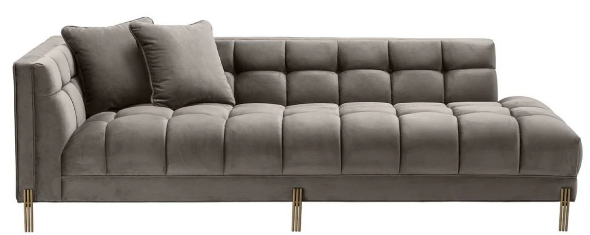 Luxus Lounge Sofa Grau - Greige / Messingfarben 223 x 95 x H. 68 cm - Linksseitiges Wohnzimmer Sofa mit edlem Samtsoff und 2 Kissen