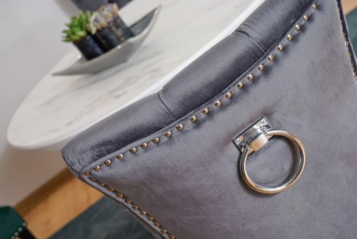 Luxus Chesterfield Esszimmer Stuhl Grau / Silber / Schwarz - Küchenstuhl mit Samtstoff - Esszimmer Möbel