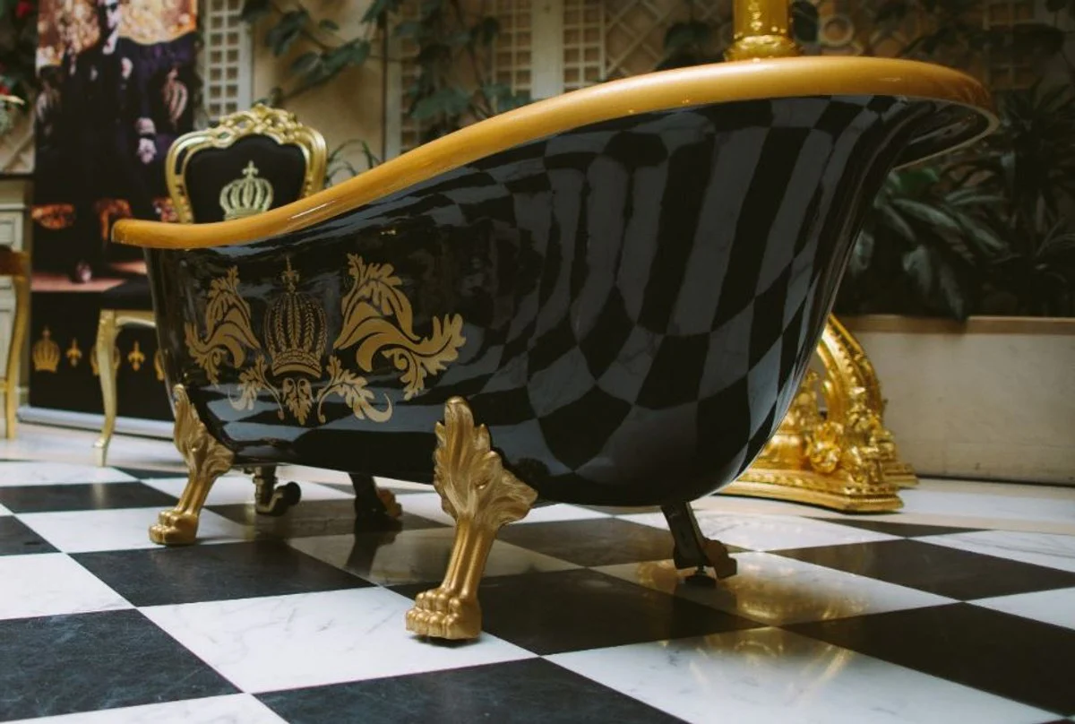 Pompöös by Luxus Badewanne Deluxe freistehend von Harald Glööckler Schwarz / Gold / Schwarz 1560mm mit goldfarbenen Löwenfüssen