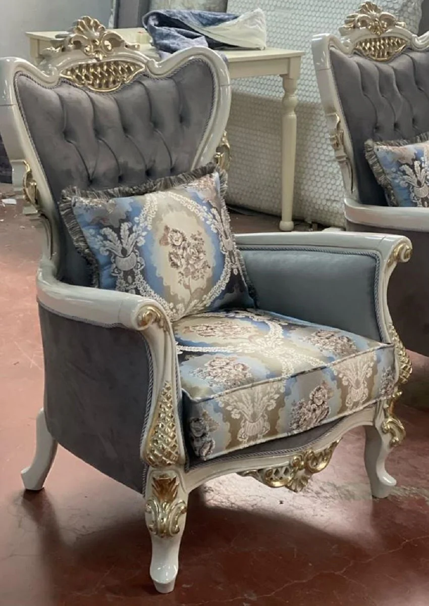 Luxus Barock Wohnzimmer Set Grau / Mehrfarbig / Weiß / Gold - 2 Barock Sofas & 2 Barock Sessel & 1 Barock Couchtisch - Handgefertigte Barock Wohnzimmer Möbel - Edel & Prunkvoll