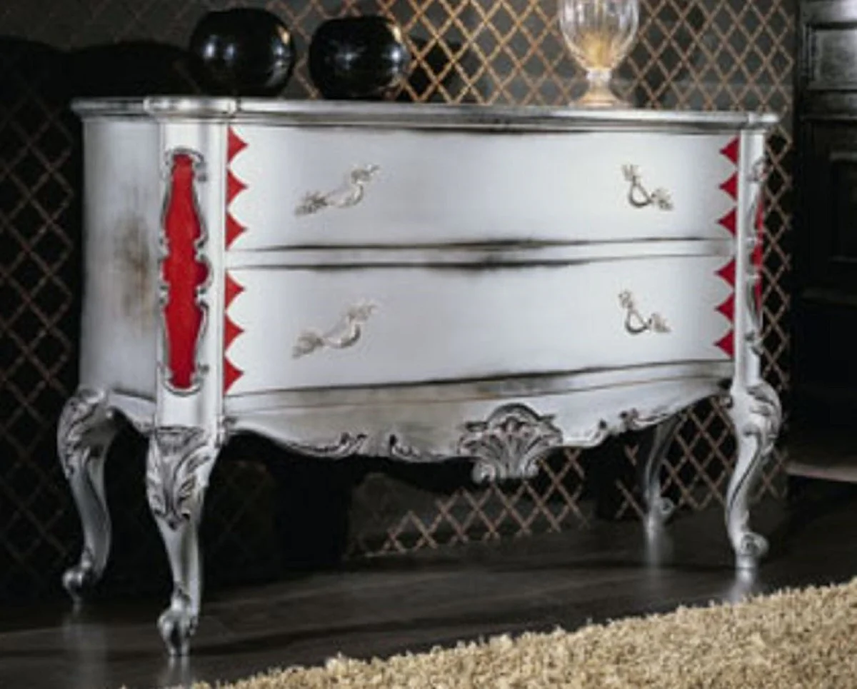 Luxus Barock Kommode Antik Weiß / Silber / Rot - Handgefertigte Massivholz Kommode mit 2 Schubladen - Barockstil Schlafzimmer Möbel - Barock Möbel - Luxus Qualität - Made in Italy