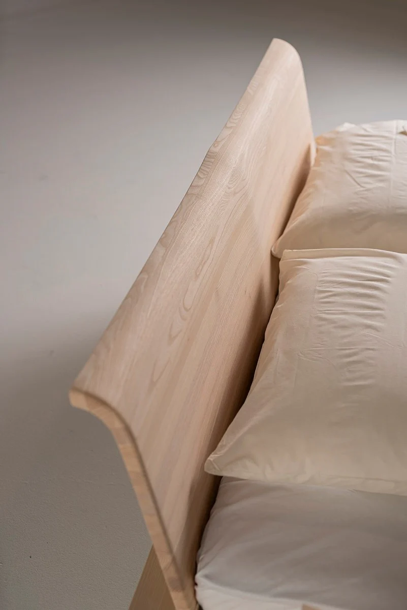 Luxus Massivholz Doppelbett Naturfarben - Verschiedene Größen