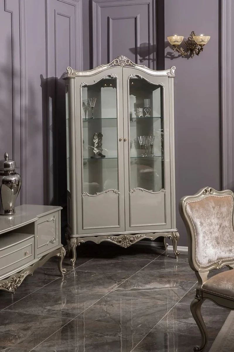 Luxus Barock Vitrine Grau / Silber 108 x 47 x H. 202 cm - Massivholz Vitrinenschrank im Barockstil - Edel & Prunkvoll