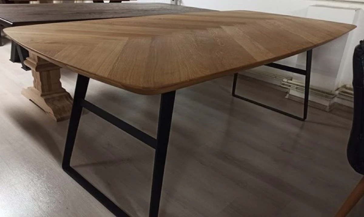 Luxus Esstisch Braun / Schwarz 250 x 100 x H. 77 cm - Rechteckiger Küchentisch Eichenparkett Tischplatte - Massivholz Esszimmer Möbel - Luxus Esszimmer Möbel