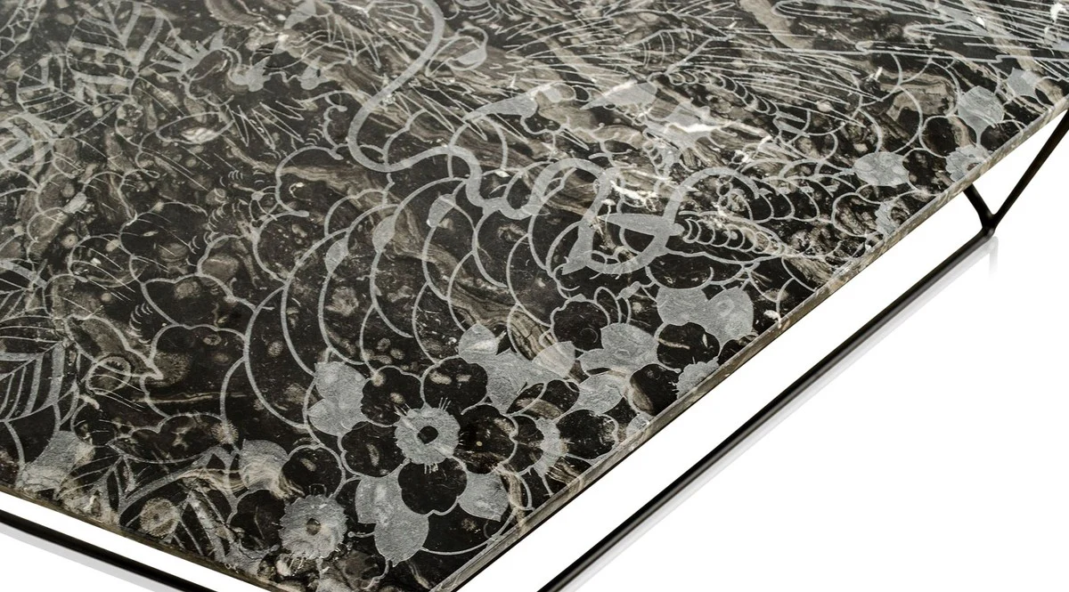 Designer Couchtisch Schwarz mit Muster / Schwarz 89 x 54 x H. 30 cm - Luxus Wohnzimmertisch mit Marmorplatte