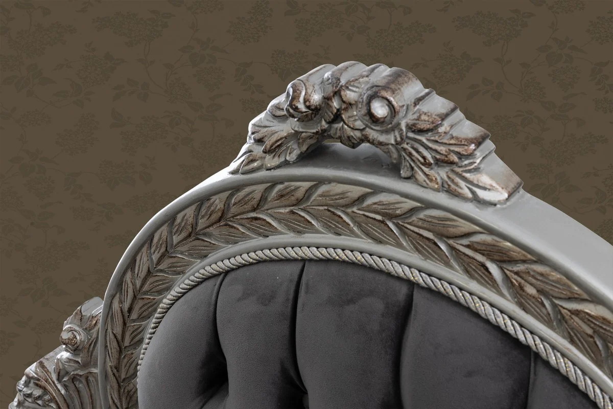 Luxus Barock Sofa Grau / Blau / Silber / Bronze 230 x 90 x H. 135 cm - Prunkvolles Massivholz Wohnzimmer Sofa mit elegantem Muster und dekorativen Kissen - Barock Wohnzimmer Möbel