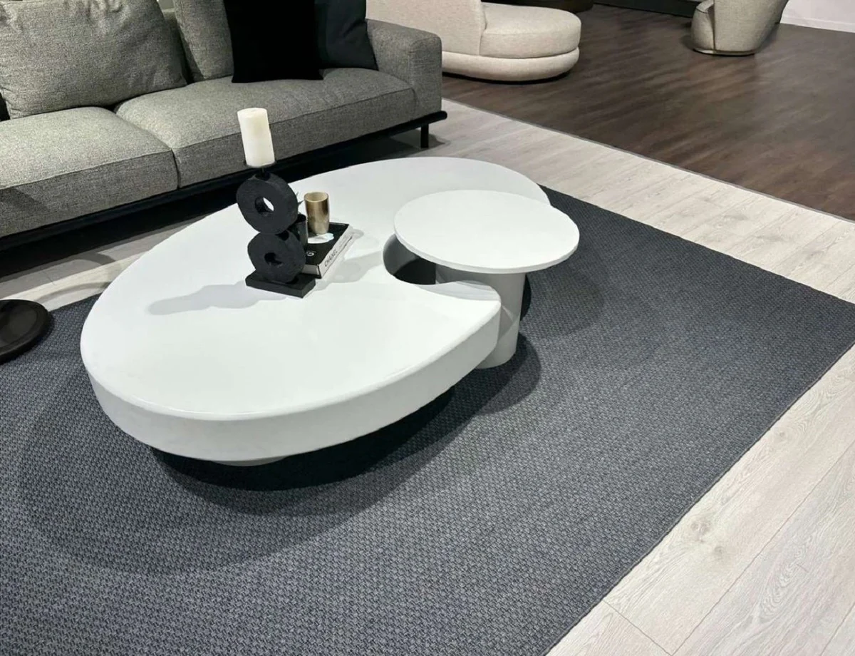 Luxus 4er Sofa Grau / Schwarz 320 x 100 x H. 74 cm - Wohnzimmer Sofa - Hotel Sofa - Wohnzimmer Möbel - Hotel Möbel - Luxus Möbel - Luxus Einrichtung - Wohnzimmer Einrichtung