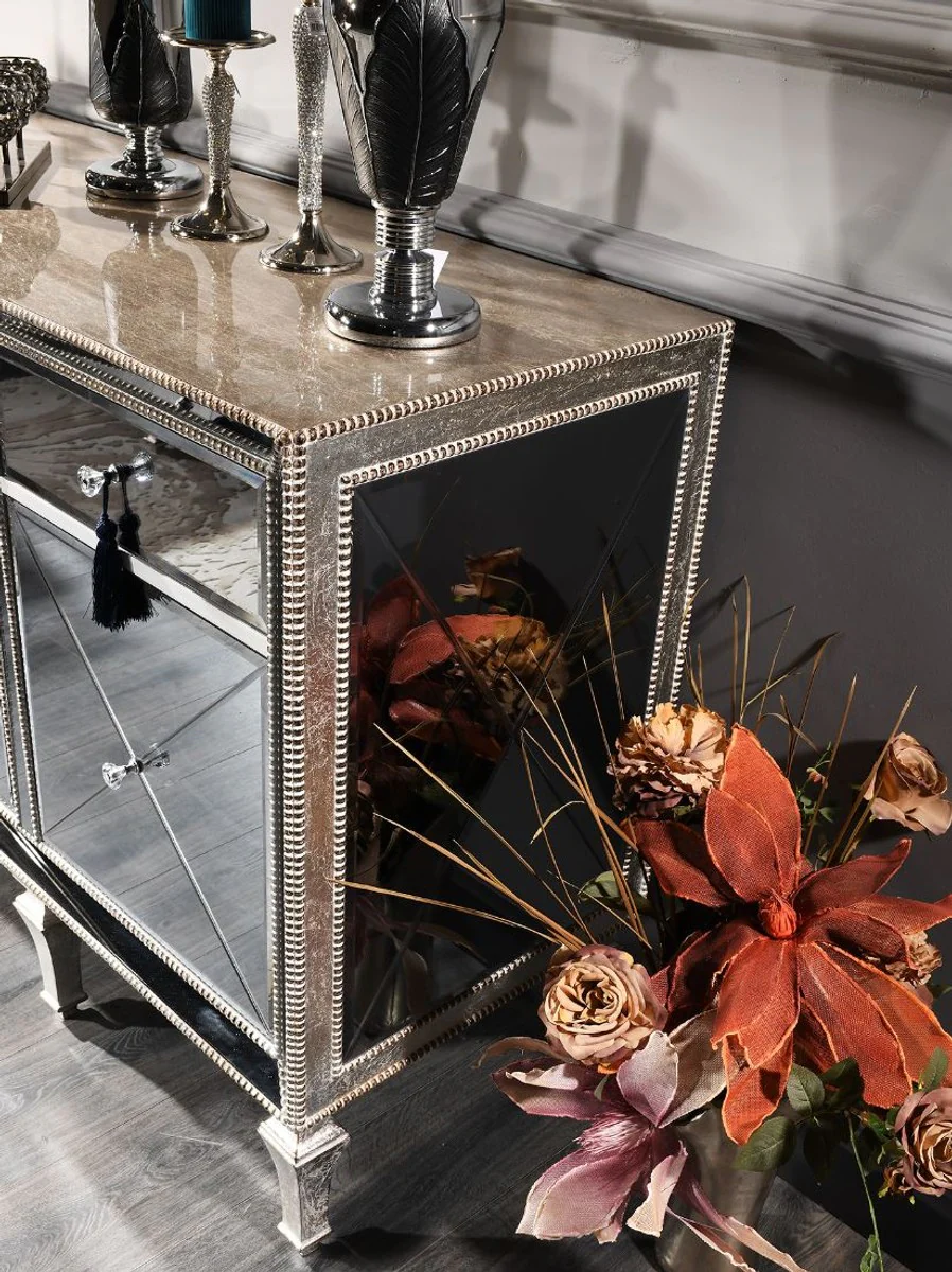 Luxus Barock Kommode mit Spiegelglas Silber / Gold 205 x 55 x H. 100 cm - Verspiegelter Wohnzimmerschrank - Luxus Qualität
