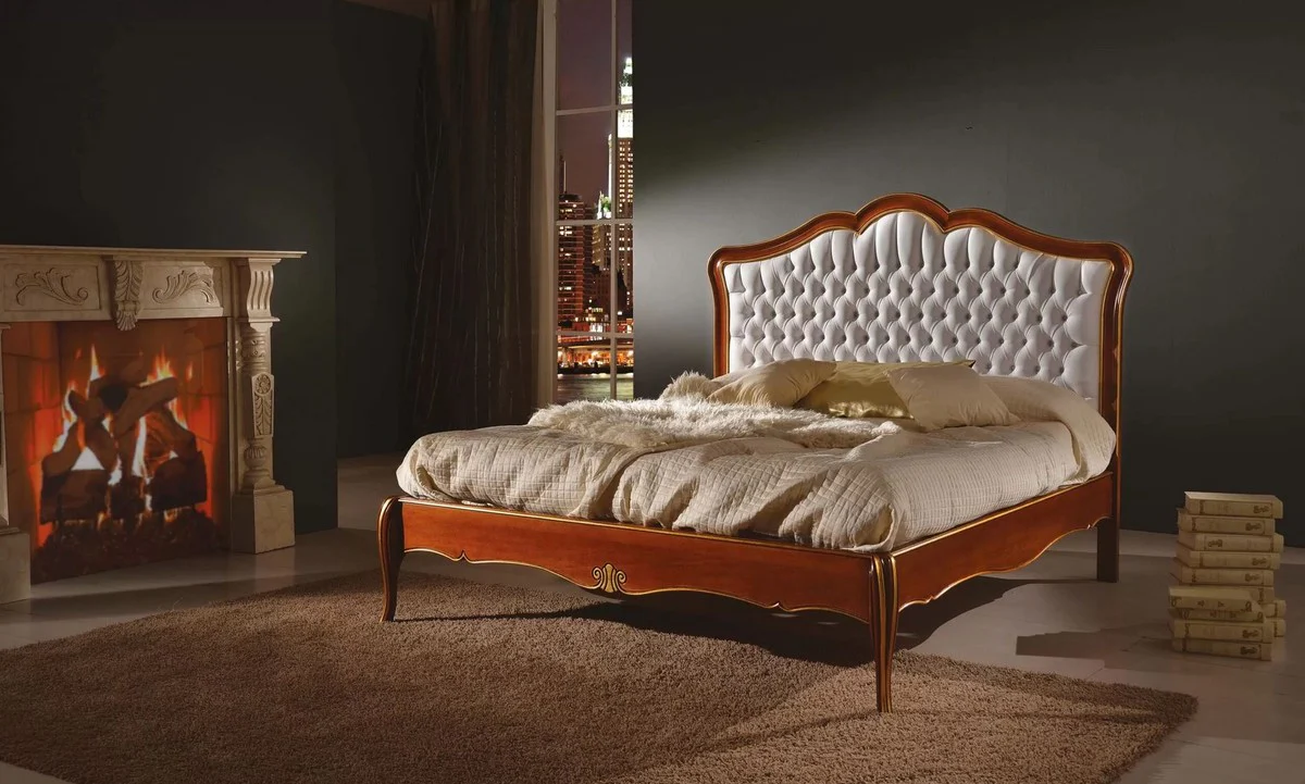 Luxus Barock Doppelbett Weiß / Braun / Gold - Prunkvolles Massivholz Bett - Barock Schlafzimmer Möbel - Luxus Qualität - Made in Italy