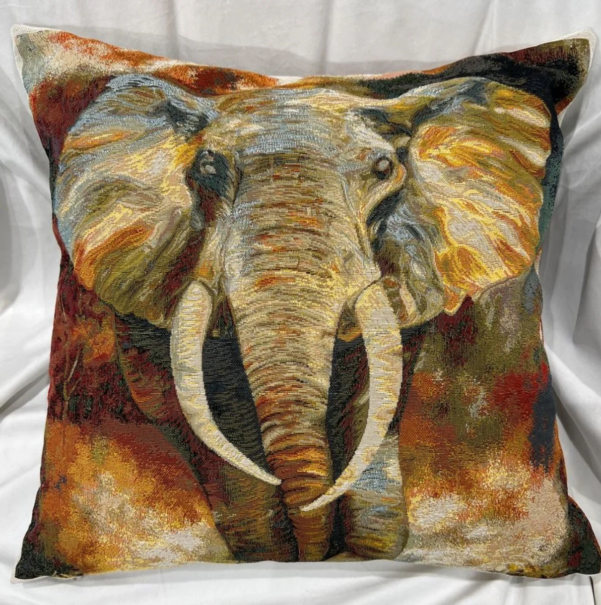 Luxus Deko Kissen Elefant Mehrfarbig 45 x 45 cm - Bedrucktes Zierkissen mit edlem Gobelin Stoff - Luxus Deko Accessoires