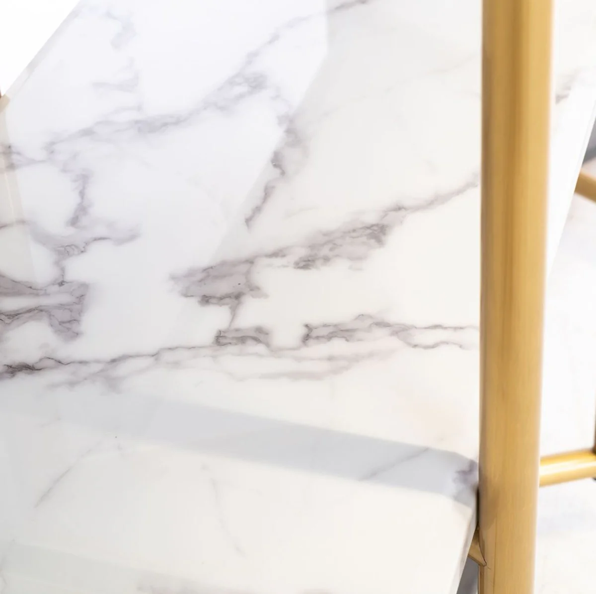 Luxus Regalschrank Gold / Weiß 165 x 46,5 x H. 185 cm - Edelstahl Schrank mit 3 Kunstmarmor Regalplatten - Wohnzimmerschrank - Bücherschrank - Wohnzimmer Möbel