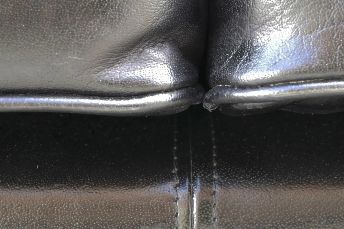 Luxus Chesterfield Leder Sofa Vintage Schwarz 200 x 100 x H. 80 cm - Echtleder Wohnzimmer Sofa - Wohnzimmer Möbel - Chesterfield Möbel - Luxus Möbel - Luxus Wohnzimmer Einrichtung