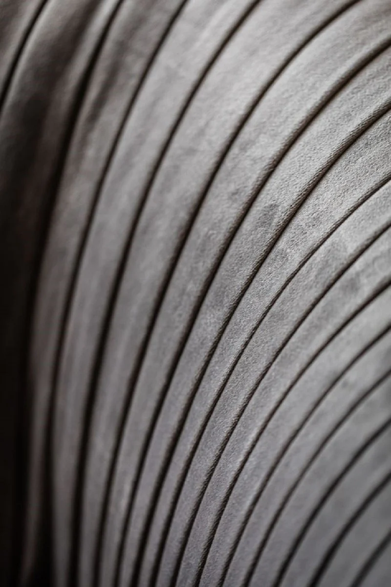 Luxus Samt Couch Grau 250 x 101 x H. 74 cm - Elegantes Wohnzimmer Sofa - Luxus Möbel