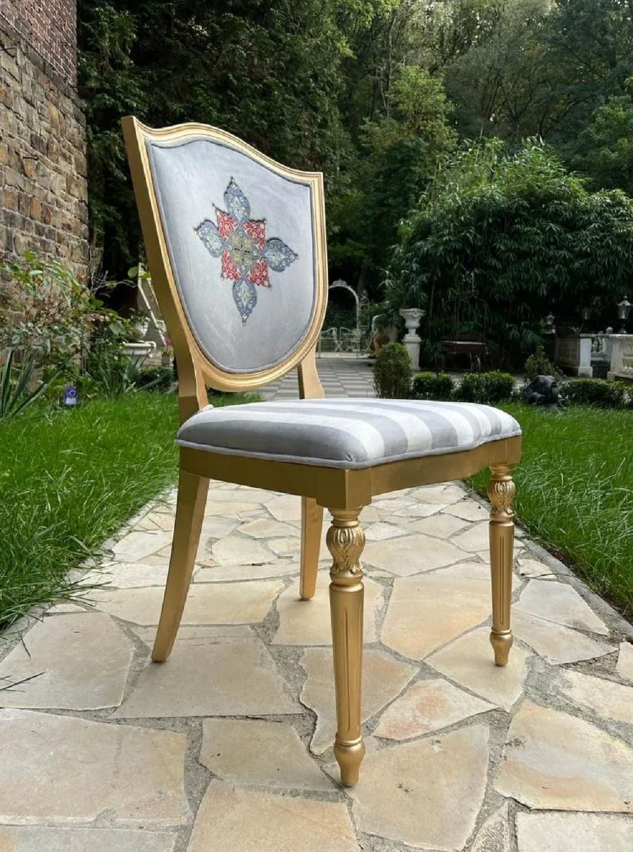 Luxus Art Deco Esszimmer Stuhl mit Design und Streifen Grau / Weiß / Mehrfarbig / Gold - Eleganter Massivholz Stuhl - Art Deco Esszimmer Möbel