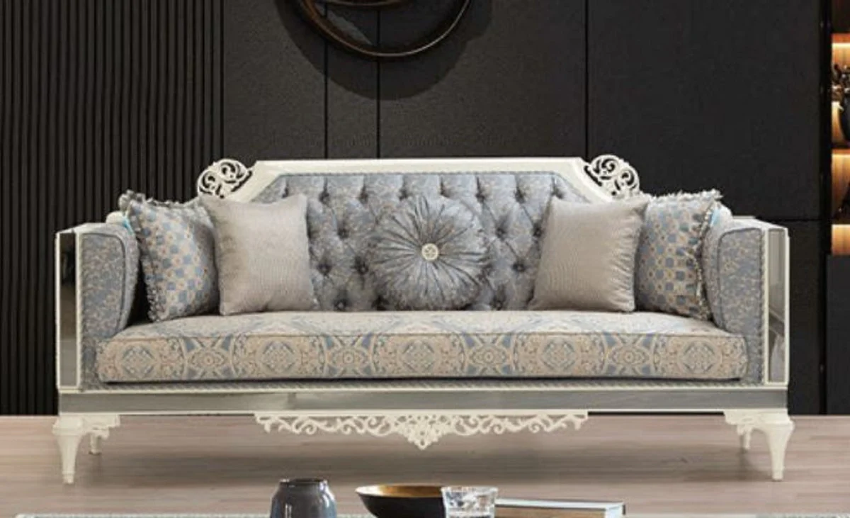 Luxus Barock Sofa Grau / Beige / Weiß - Prunkvolles Wohnzimmer Sofa mit dekorativen Kissen - Barock Wohnzimmer Möbel