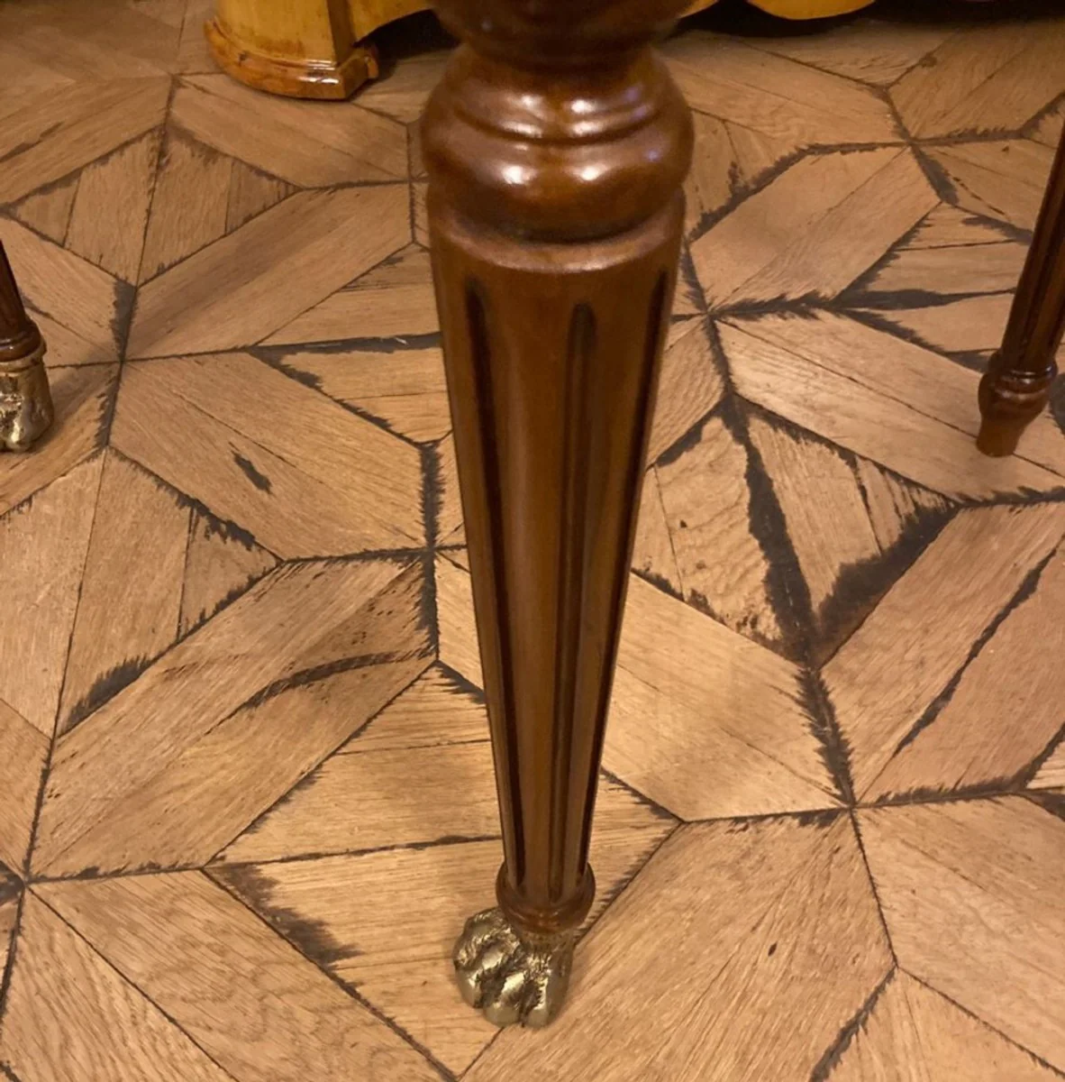 Luxus Barock Esszimmer Stuhl Gold Muster / Braun / Antik Messing - Handgefertigter Massivholz Stuhl mit Löwenfüßen - Barockstil Küchenstuhl - Esszimmer Möbel im Barockstil